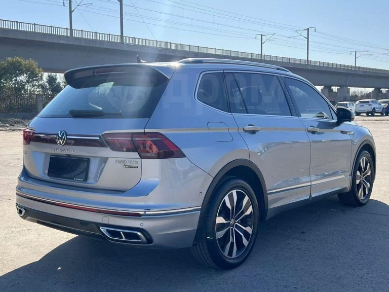 Volkswagen Tiguan, фото 2