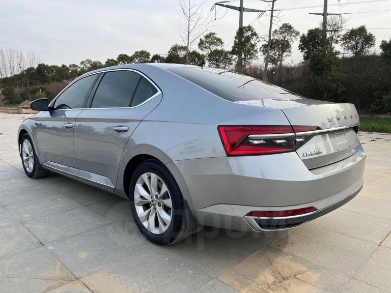 Skoda Superb, фото 3