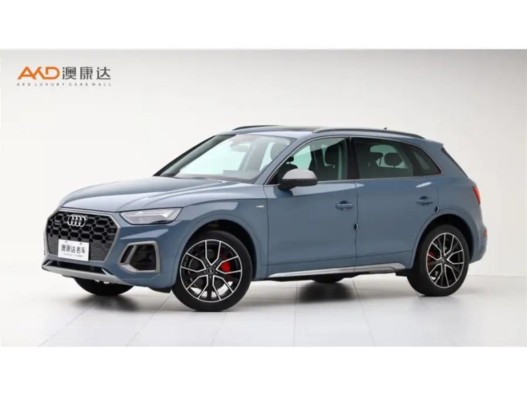 Audi Q5L, фото 1