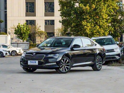 Купить Skoda Superb